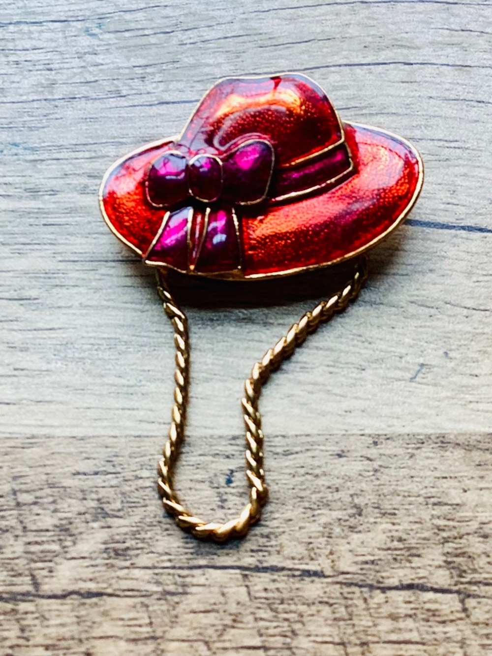 Vintage RED HAT SOCIETY Pin Brooch Gold Tone Red Purple Enamel Chain Party Event